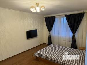 1-к квартира, на длительный срок, 38м2, 3/17 этаж