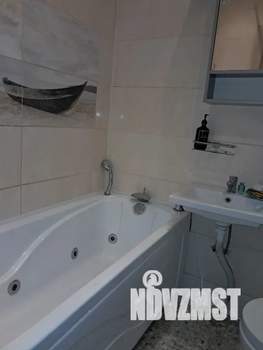 1-к квартира, посуточно, 37м2, 6/9 этаж