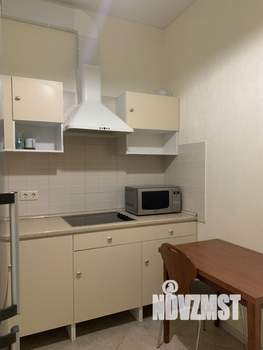 Студия квартира, на длительный срок, 33м2, 20/21 этаж