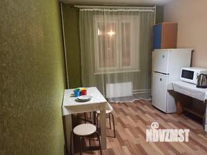 1-к квартира, посуточно, 45м2, 3/25 этаж
