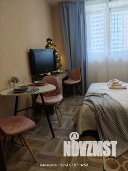 Студия квартира, посуточно, 21м2, 1/23 этаж
