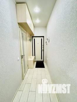 Студия квартира, посуточно, 35м2, 9/20 этаж