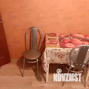 1-к квартира, посуточно, 33м2, 8/9 этаж