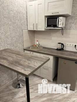 Студия квартира, посуточно, 18м2, 2/9 этаж