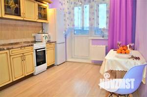 1-к квартира, посуточно, 43м2, 1/1 этаж