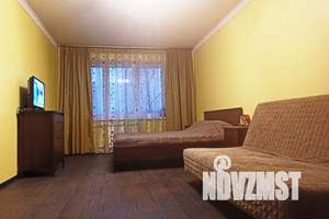 1-к квартира, посуточно, 40м2, 1/17 этаж