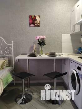 Студия квартира, посуточно, 28м2, 2/17 этаж