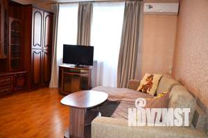 1-к квартира, посуточно, 42м2, 7/14 этаж