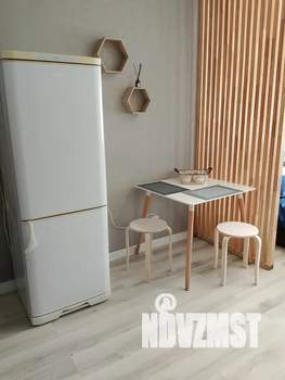 Студия квартира, посуточно, 20м2, 1/17 этаж