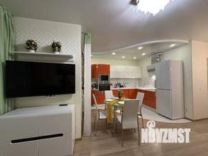 1-к квартира, посуточно, 60м2, 1/1 этаж
