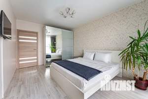 1-к квартира, посуточно, 44м2, 2/18 этаж