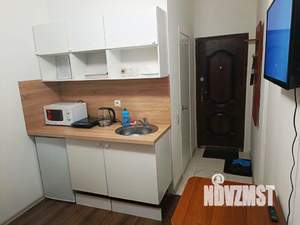 1-к квартира, посуточно, 12м2, 1/1 этаж