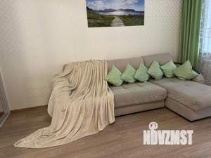 1-к квартира, посуточно, 60м2, 1/1 этаж