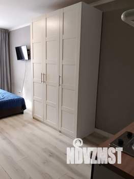 Студия квартира, посуточно, 20м2, 1/17 этаж