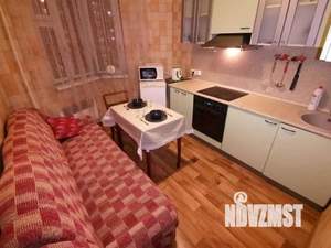 1-к квартира, посуточно, 38м2, 1/1 этаж