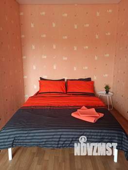 1-к квартира, посуточно, 45м2, 3/25 этаж
