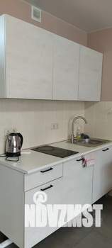 Студия квартира, посуточно, 25м2, 8/19 этаж