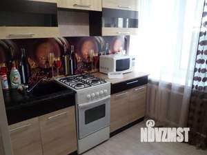 1-к квартира, посуточно, 30м2, 6/9 этаж