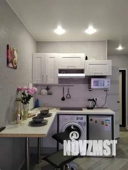 Студия квартира, посуточно, 28м2, 2/17 этаж