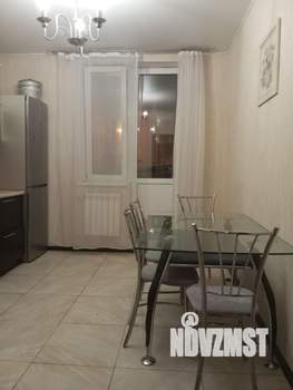 2-к квартира, на длительный срок, 72м2, 1/17 этаж