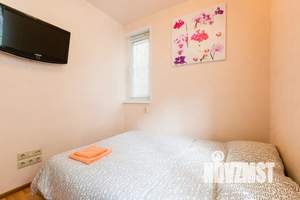 1-к квартира, посуточно, 15м2, 1/25 этаж