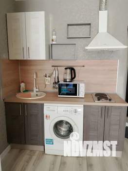 Студия квартира, посуточно, 20м2, 1/17 этаж