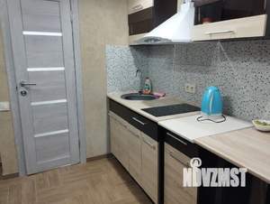 Студия квартира, посуточно, 17м2, 1/22 этаж