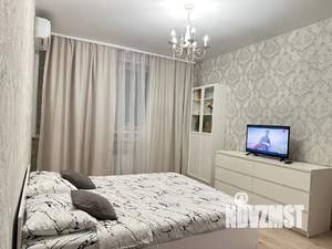 1-к квартира, посуточно, 42м2, 5/25 этаж