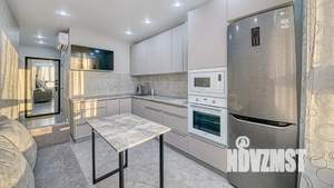 1-к квартира, посуточно, 42м2, 16/25 этаж