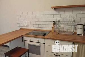 1-к квартира, посуточно, 32м2, 3/6 этаж