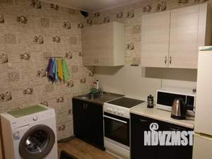 1-к квартира, посуточно, 42м2, 4/10 этаж