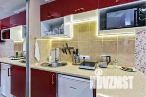 1-к квартира, посуточно, 10м2, 3/3 этаж