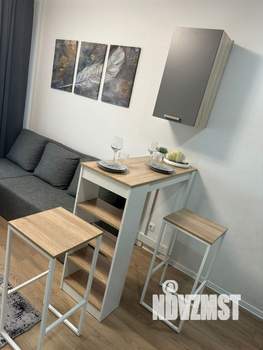 Студия квартира, посуточно, 20м2, 20/23 этаж