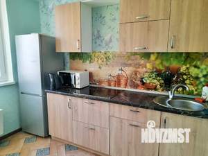 1-к квартира, посуточно, 40м2, 1/17 этаж