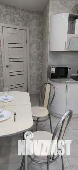 1-к квартира, посуточно, 35м2, 9/17 этаж