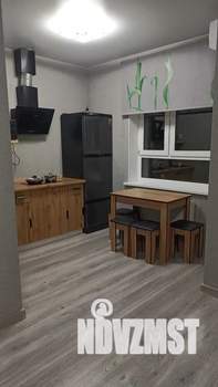 Студия квартира, посуточно, 30м2, 18/22 этаж