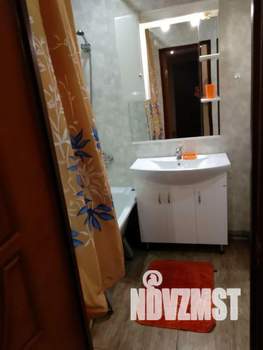 1-к квартира, посуточно, 42м2, 4/10 этаж