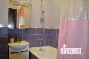 1-к квартира, посуточно, 40м2, 1/1 этаж