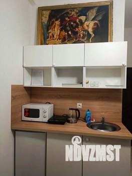 1-к квартира, посуточно, 12м2, 1/1 этаж