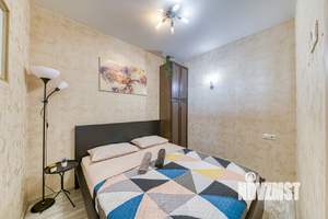 1-к квартира, посуточно, 42м2, 4/10 этаж