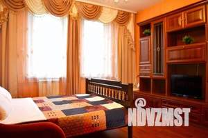 1-к квартира, посуточно, 38м2, 2/18 этаж