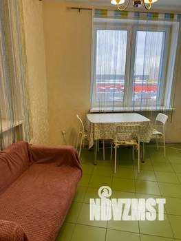 1-к квартира, посуточно, 50м2, 6/25 этаж