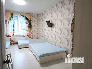 Студия квартира, посуточно, 40м2, 3/3 этаж