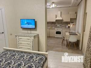 1-к квартира, посуточно, 38м2, 2/25 этаж