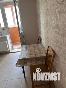 1-к квартира, посуточно, 35м2, 3/15 этаж