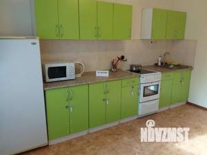 1-к квартира, посуточно, 43м2, 9/24 этаж