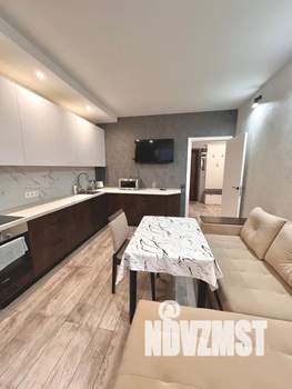 1-к квартира, посуточно, 40м2, 6/14 этаж