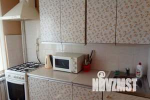 1-к квартира, посуточно, 33м2, 2/9 этаж