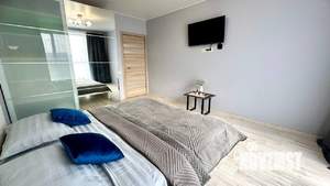 1-к квартира, посуточно, 42м2, 4/10 этаж