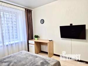 1-к квартира, посуточно, 34м2, 10/17 этаж